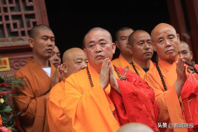 少林寺掌门倒台牵出家族黑幕！四弟神秘失踪，老家亲戚横行乡里？