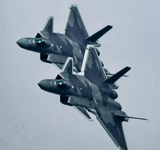 攻不了也守不住？中国空军在西藏上空，被印度空军足足欺负了40年