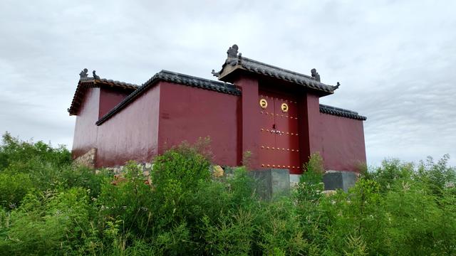 曼天垴，一座被遗忘的荒山
