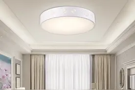 家里安装吸顶灯时，一定要注意这3个地方，操作简单却很重要图片