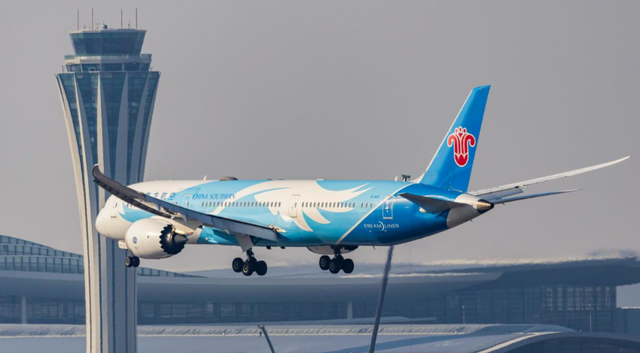 飞机航线为什么不是直线？非得绕个大圈