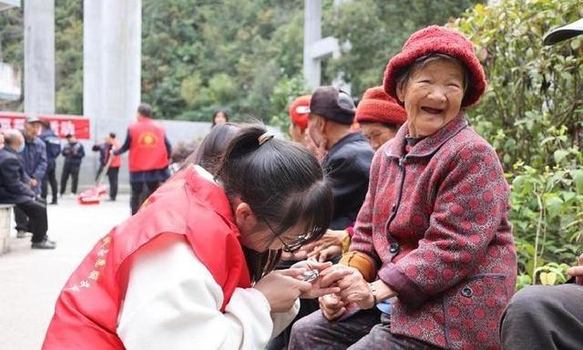 英专家：中国崛起不可怕，可怕的是，中国是一个伪装成国家的文明