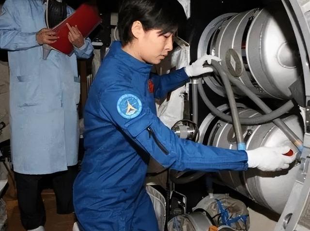 航天女侠刘洋：出征太空前夜丈夫撒下大谎人间蒸发，她却选择原谅