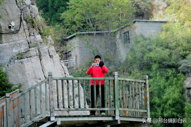 邢台天梯山：秋色美景入画来