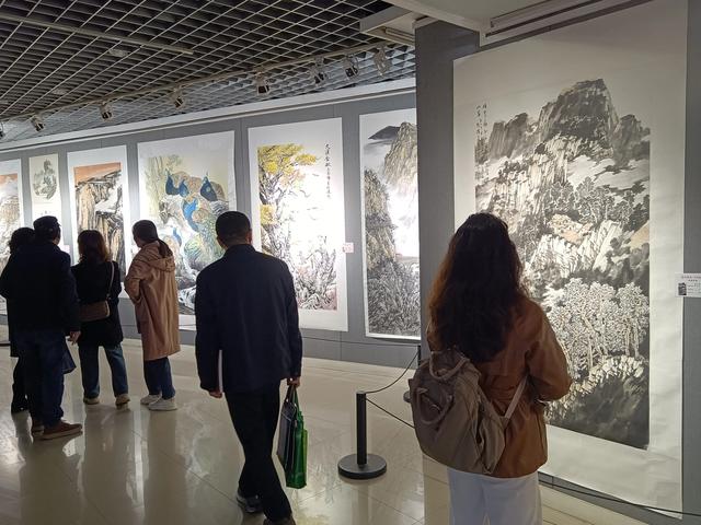 【艺术焦点】西安市中国画研究会会员作品展在西安隆重开幕