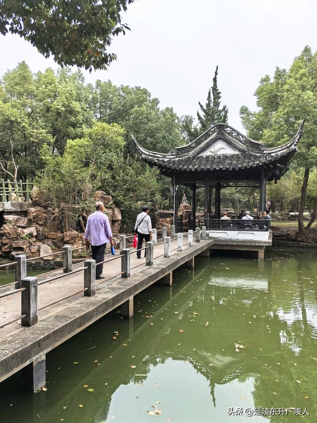 国庆假期中，陪父母逛白沙公园，欧式城堡，濯锦园，宇宙舞厅