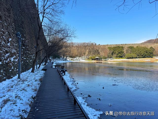 南京2026年第一场雪，梅花山、琵琶湖雪景