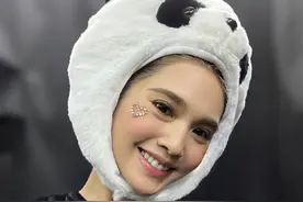 杨丞琳演唱会上的熊猫造型，你绝对想不到是谁设计的！图片