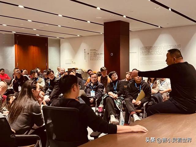 雷军都去考察的胖东来，突然收费100万做研学，为什么网友都夸好