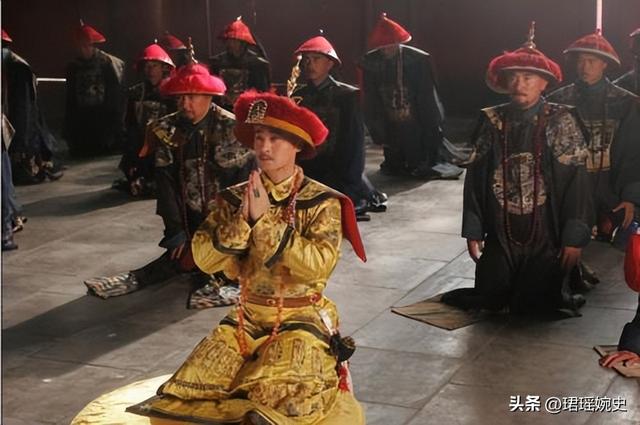 清朝最不得人心的皇帝，在皇宫遭厨师刺杀，百名侍卫围观却不救驾