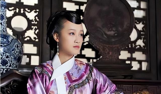 清朝穷书生娶地主女儿，被地主用丫鬟调包，多年后丫鬟成一品夫人