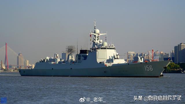 让中国海军军迷扬眉吐气的脊梁，人民海军052D型导弹驱逐舰的故事