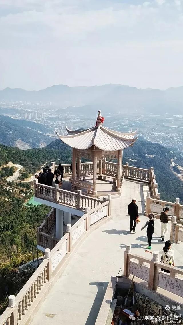 无需爬山，就能登顶“温州小布达拉宫”赏绝美日出和云海！