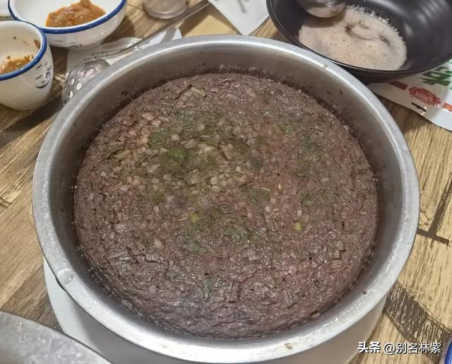 在额尔古纳和网友去了免费的湿地公园,晚上在青旅吃涮羊肉(十)