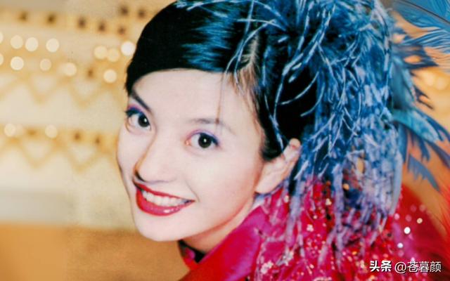 封杀四年，49岁赵薇突传消息，因胃癌去世传闻5个月前就真相大白