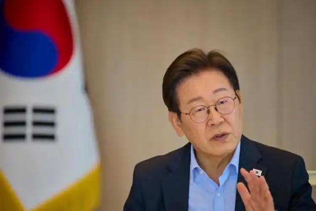 韩国外长离开北京当天，李在明宣布“选美国	”，想让中国别太计较
