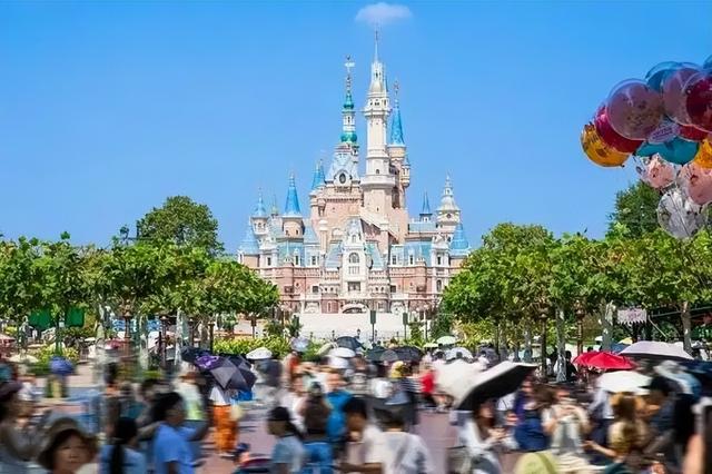 亚太地区第一大主题公园：年游客量1600万人次，上海迪士尼排第三