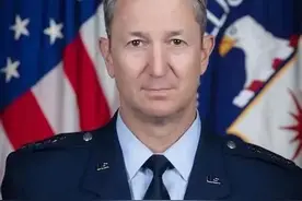 文官好战，武官灭火，美军高官罕见认怂，不能与中国发生军事冲突图片