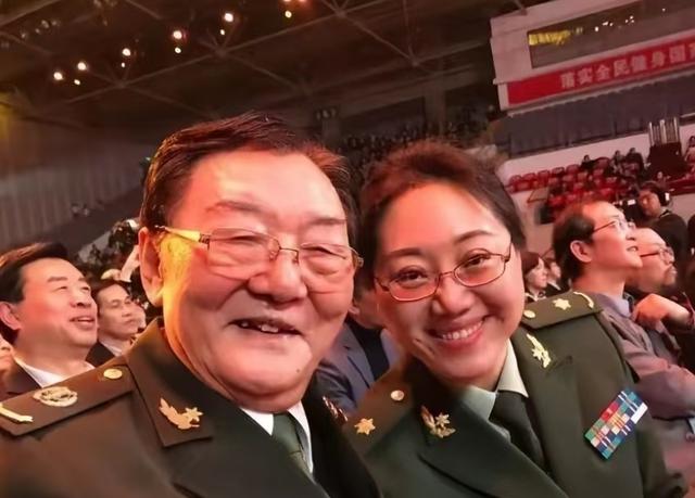 一路走好，继何晴后又一名人离世，儿子是他，死亡原因令人唏嘘！