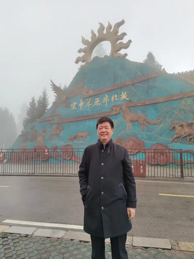 新疆那拉提之美