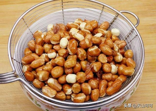 蚕豆怎么油炸才酥脆？好方法，简单好做！