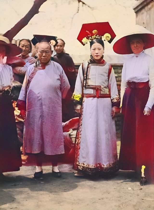 太罕见了，一个英国教授拍下了100多年前老北京，居然是这个样子