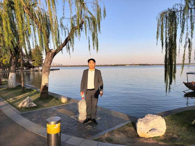 2025年赴武汉疗养记：历史与诗意的邂逅