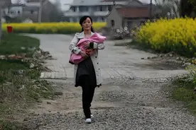 三个未婚妈妈图片