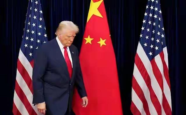 不到24小时，美军扣第3艘油轮，但碰上刺头，双方爆发海上追逐战