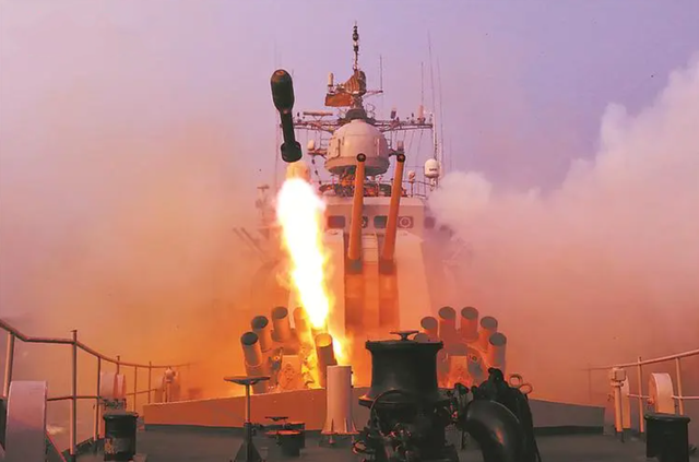 特朗普突然谈到台湾，一句话让人意想不到，美国不能替中国做决定