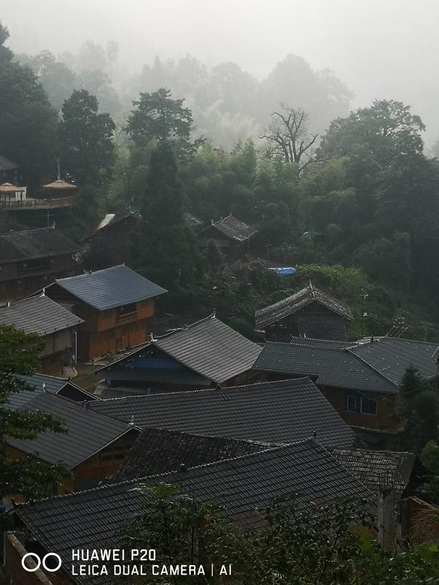 酷暑中探秘雪峰山巅峰的奥妙