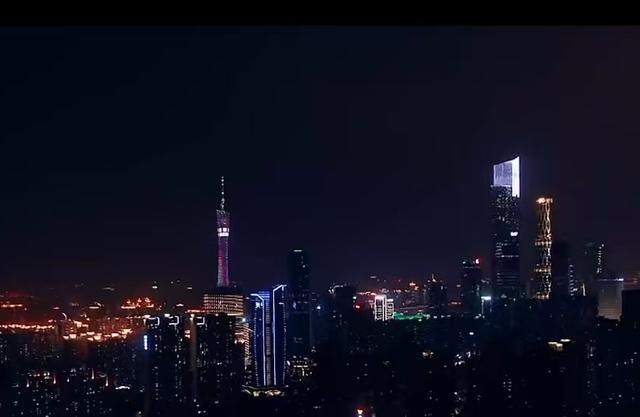 钱再多有什么用?49岁佘诗曼的现状，给不结婚不生娃的人提了个醒
