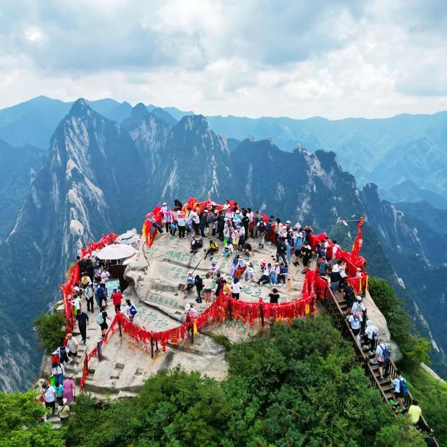 走出“浪浪山”，跟小妖怪一起去华山！