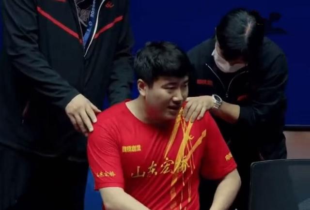 乒超联赛最详细战报！樊振东13战全胜；王楚钦双打输球；王曼昱稳