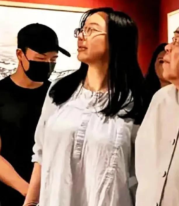范曾新家曝光：二层复式装修奢华，婚房又大又敞亮，全屋高端定制