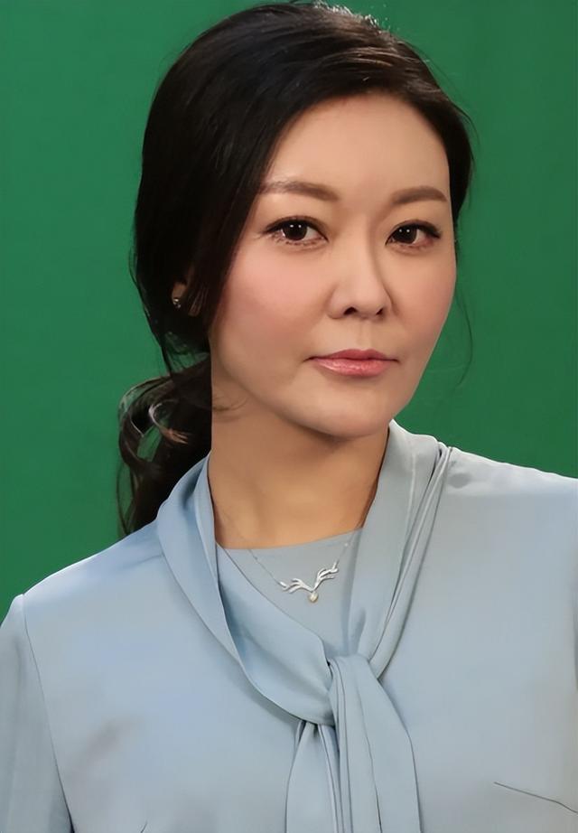 钱再多有什么用？前央视主持王小骞的现状，给所有中年人提了个醒