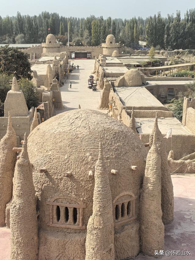 2025环南疆沙漠铁路背包自由行日记(3)---新藏公路零起点叶城打卡