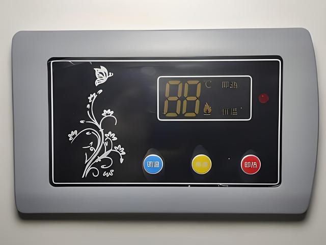 平板式太阳能热水器怎么使用电加热？