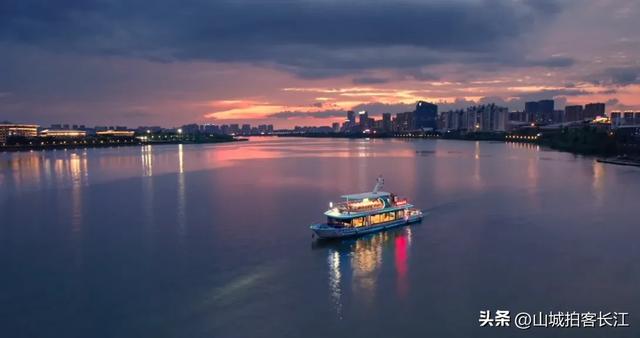 四川容易忽略的宝藏地级市,面积倒数第二,新高铁一通将成为顶流