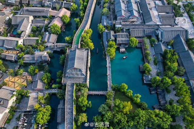 祝贺济南三个区入选“2025中国市辖区旅游综合竞争力百强区”榜单！