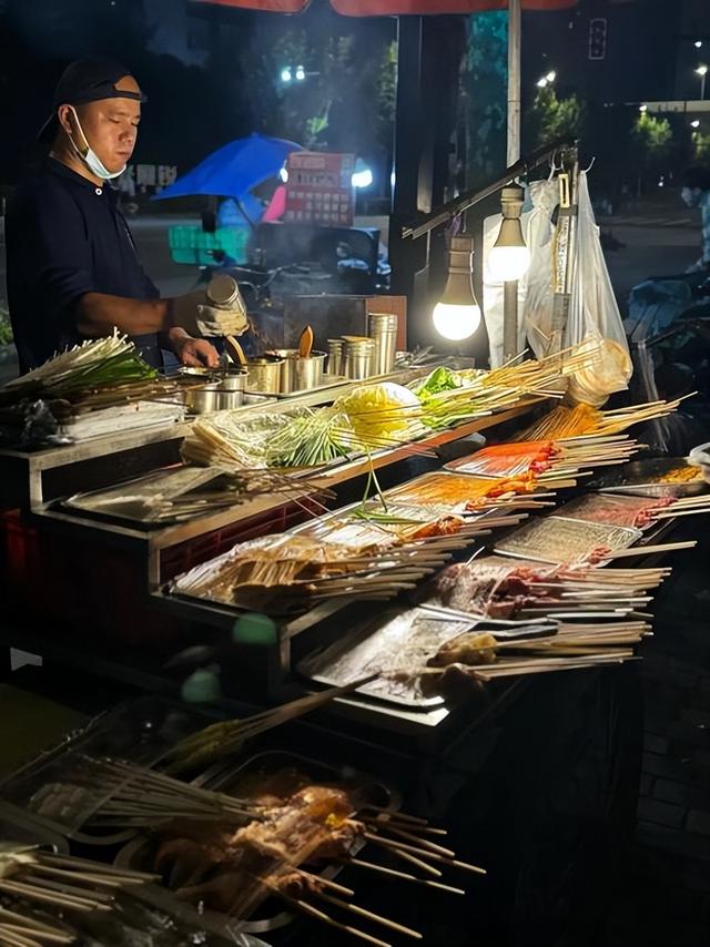 新疆师徒的馕房法则：19岁学徒不进厂，靠一张饼在乌鲁木齐扎根