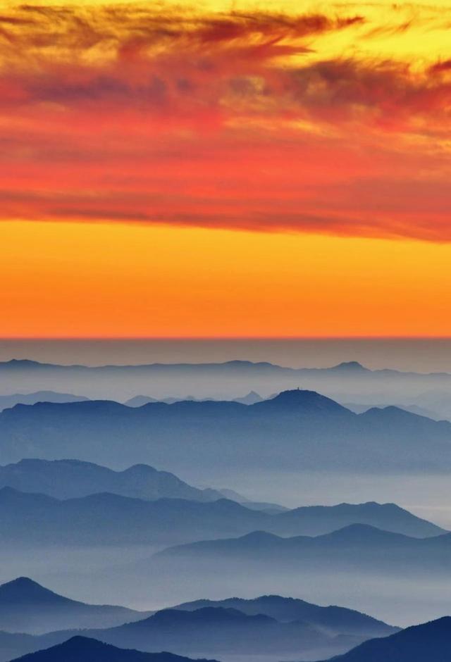 “岱”您观岳丨泰山云海日出封神了！冬天的山，居然能美成这样？