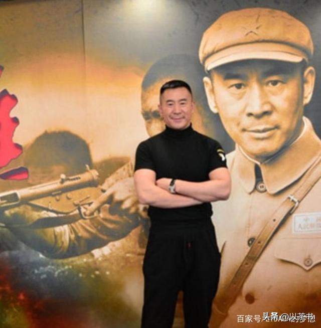 原来他们是两口子，戏里戏外都是夫妻，结婚26年坚持丁克不生孩子