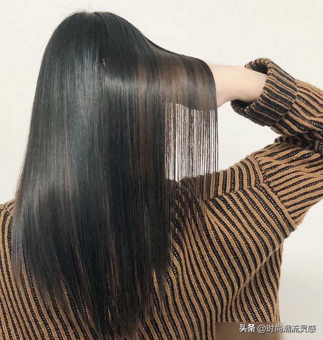 洗直头发和拉直头发有什么区别？理发师为你讲解两种方法的优缺点