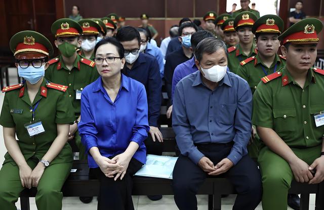 她被判死刑后，愿捐554亿帮国家赚钱，只求饶自己一命，结局如何
