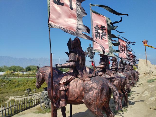 怀旧.镇北堡影视城/又见贺兰山岩画