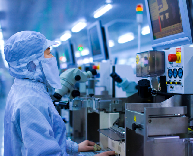 中国还有底牌？比稀土更狠的中国底牌，彻底卡住美科技命门！