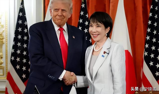 硬抗中国25天	，高市早苗打出一张王牌：中方认清一国的真面目