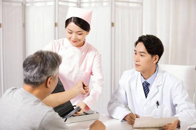 寿命长短，看脸就知道？寿命长的人，一般会有6个特征