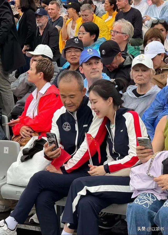 郎咸平谈王石离婚一针见血，前妻非常旺夫，现任老婆只单纯消耗他